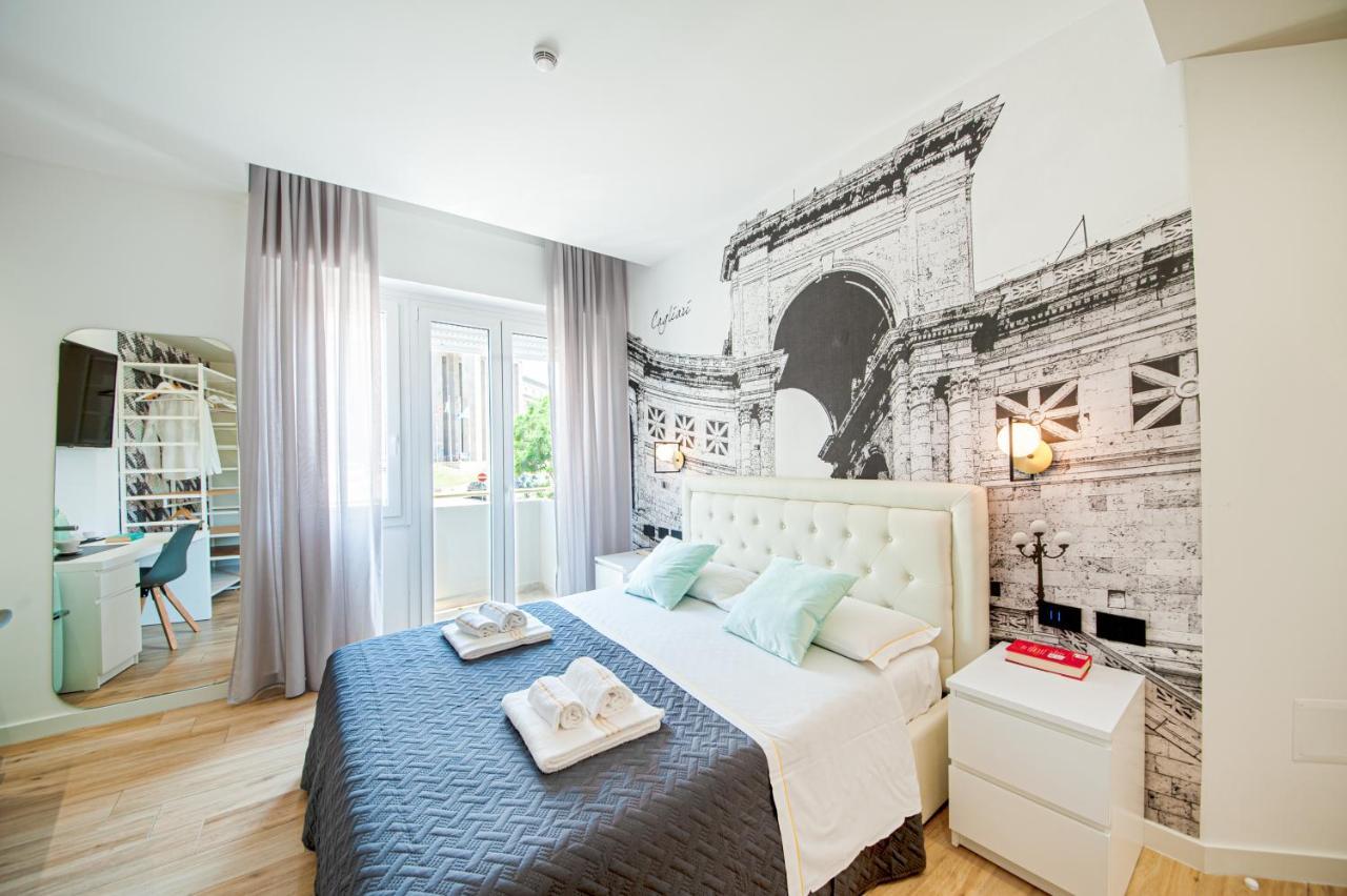 Eleonore Elegant Room Suite Cagliari Bagian luar foto