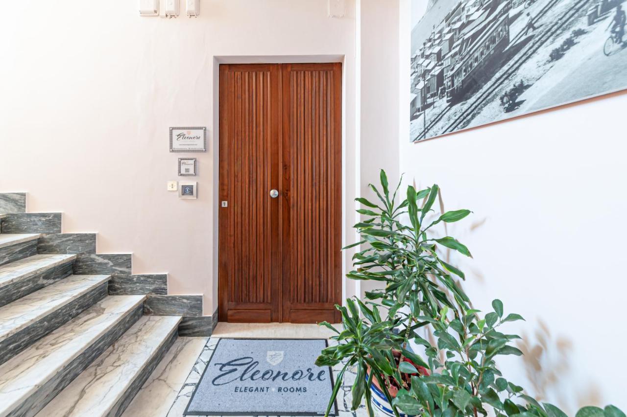 Eleonore Elegant Room Suite Cagliari Bagian luar foto